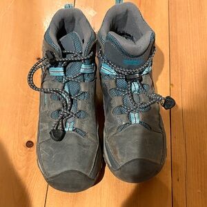 KEEN Kids' Gray and Teal Boots